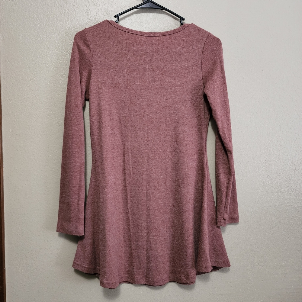 Longsleeve Flared Dress Shirt - Picture 2 of 4